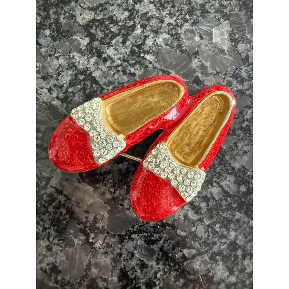 Red Rhinestone “Ruby Slippers” Brooch Pin Gold-Tone Back Decorative Dorothy Oz - Picture 2 of 9